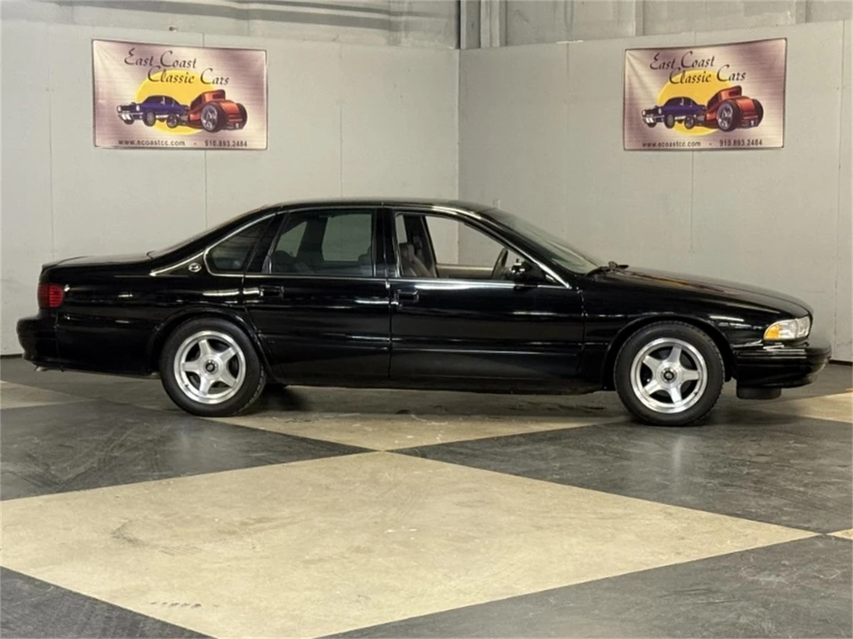 1995 Chevrolet Impala 7th Gen - Image 19 of 31