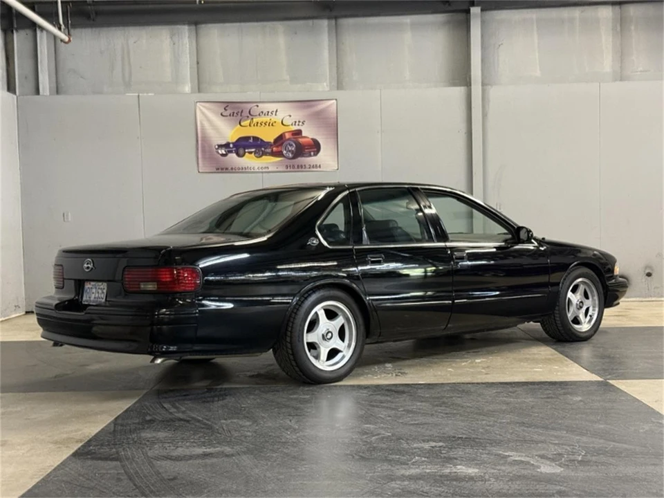 1995 Chevrolet Impala 7th Gen - Image 24 of 31