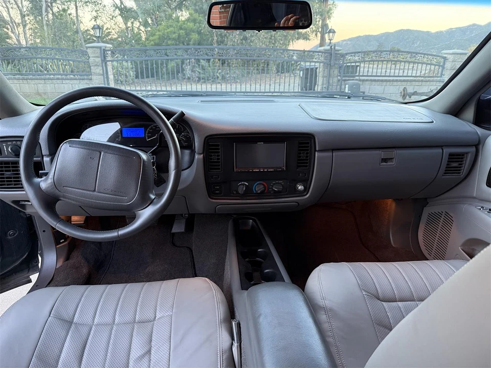 1995 Chevrolet Impala 7th Gen - Image 12 of 13