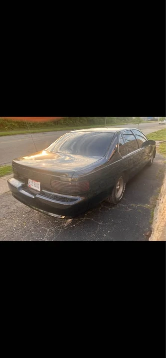 1995 Chevrolet Impala 7th Gen - Image 2 of 5