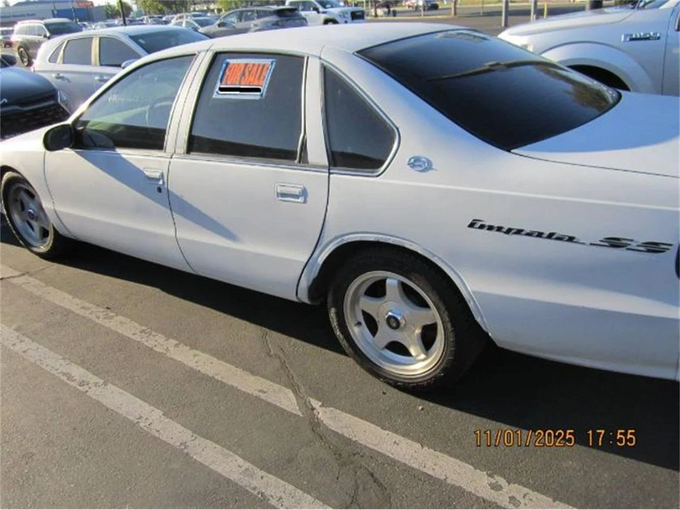 1995 Chevrolet Impala 7th Gen - Image 4 of 20