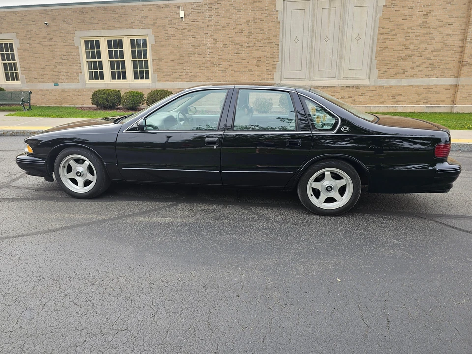 1995 Chevrolet Impala 8th Gen - Image 19 of 31