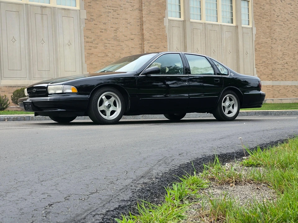 1995 Chevrolet Impala 8th Gen - Image 15 of 31
