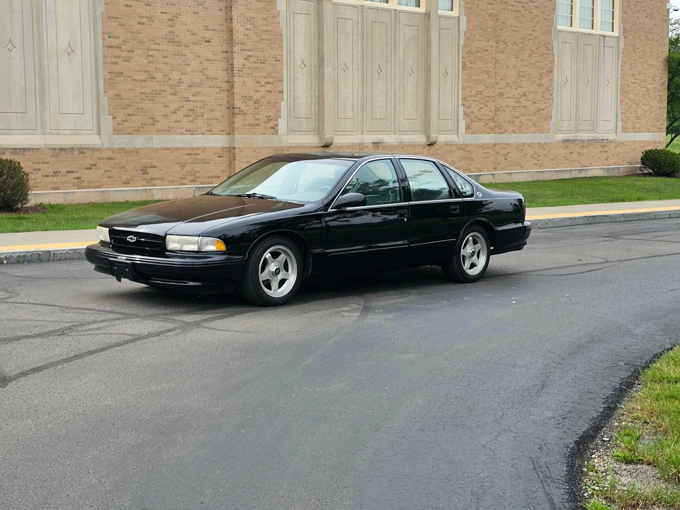 1995 Chevrolet Impala 8th Gen - Image 14 of 31