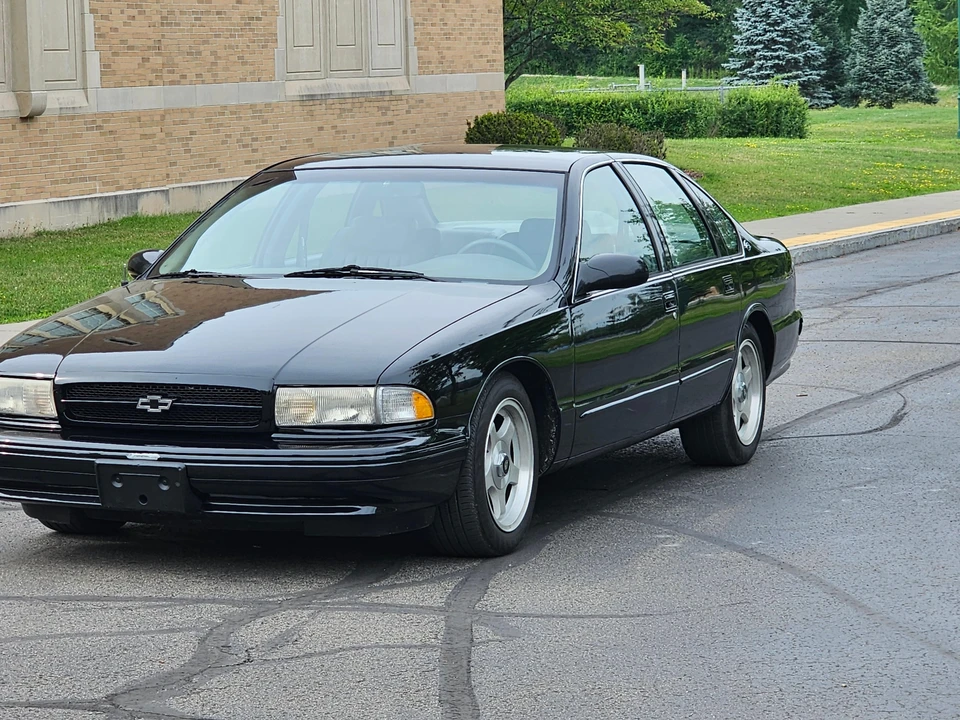 1995 Chevrolet Impala 8th Gen - Image 9 of 31