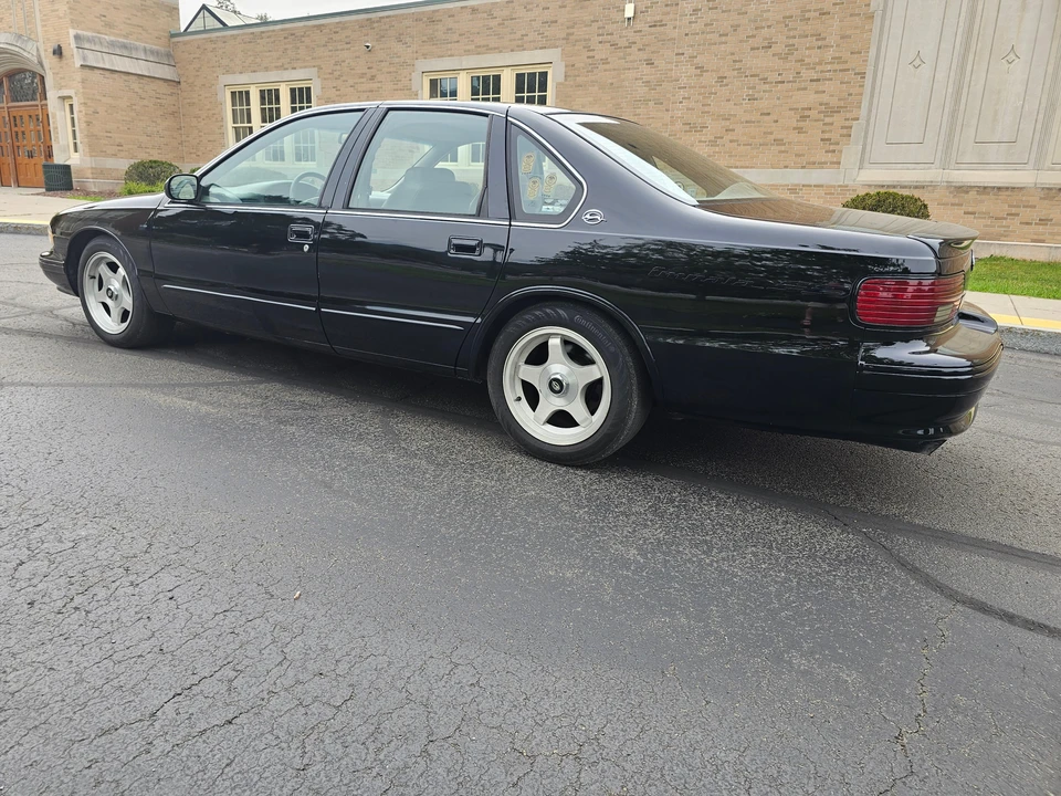 1995 Chevrolet Impala 8th Gen - Image 20 of 31