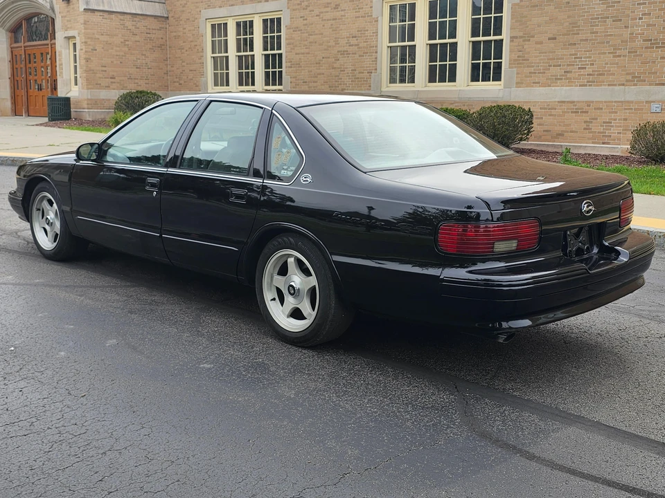 1995 Chevrolet Impala 8th Gen - Image 23 of 31