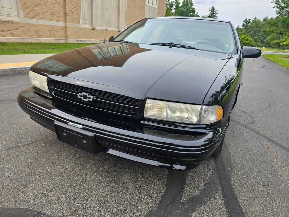 1995 Chevrolet Impala 8th Gen - Image 8 of 31