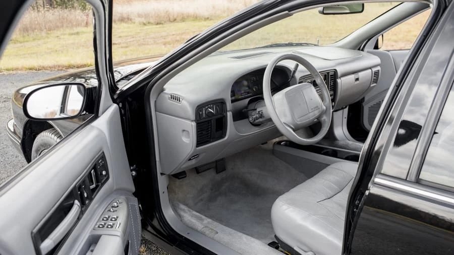 1995 Chevrolet Impala 7th Gen - Image 4 of 12
