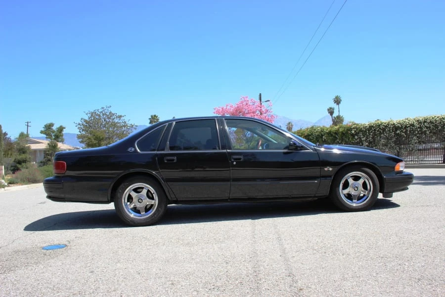 1995 Chevrolet Impala 7th Gen - Image 2 of 4