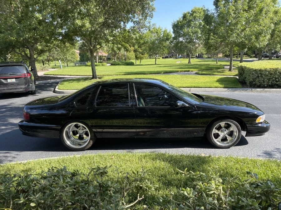 1995 Chevrolet Impala 7th Gen - Image 9 of 31