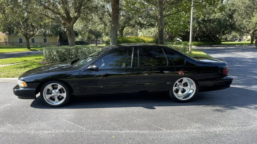 1995 Chevrolet Impala 7th Gen - Image 2 of 31