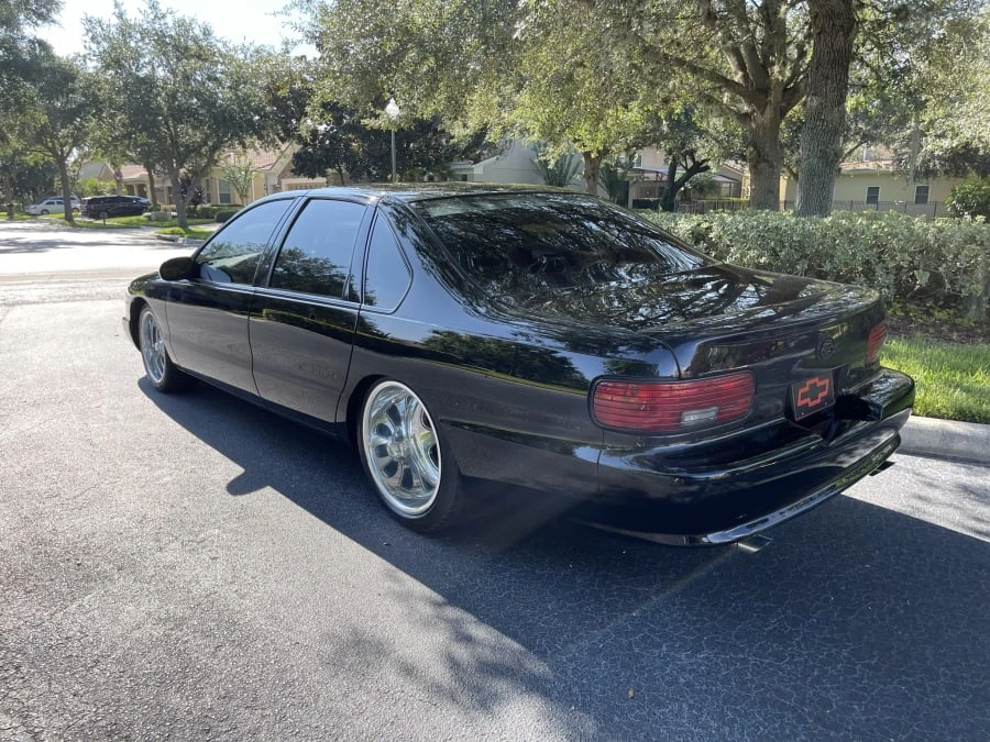 1995 Chevrolet Impala 7th Gen - Image 3 of 31