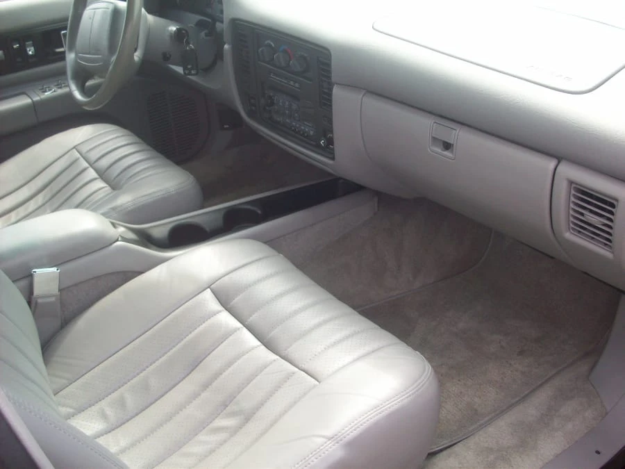1995 Chevrolet Impala 7th Gen - Image 5 of 8