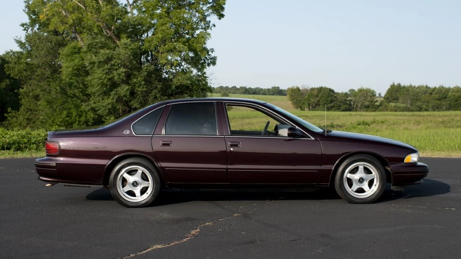 1995 Chevrolet Impala 7th Gen - Image 7 of 13