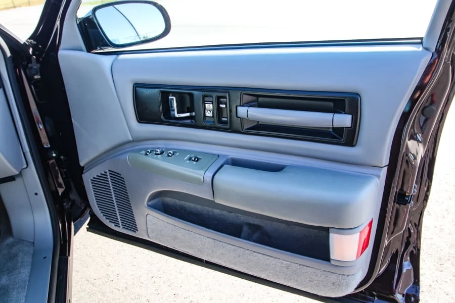 1995 Chevrolet Impala 7th Gen - Image 12 of 31