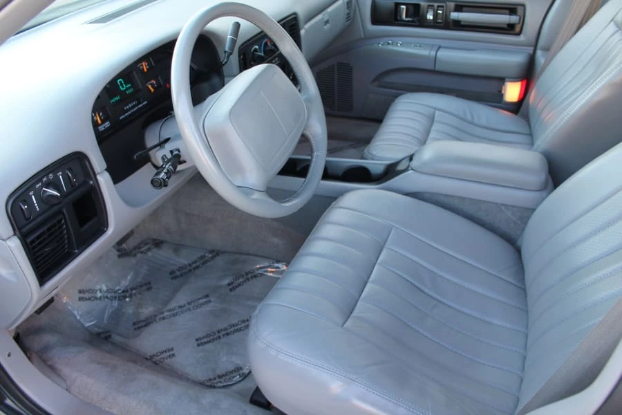 1995 Chevrolet Impala 7th Gen - Image 4 of 9