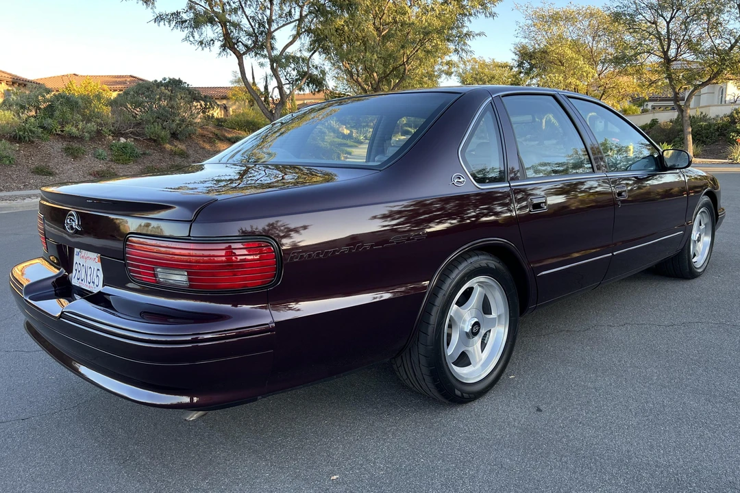 1995 Chevrolet Impala 7th Gen - Image 4 of 31