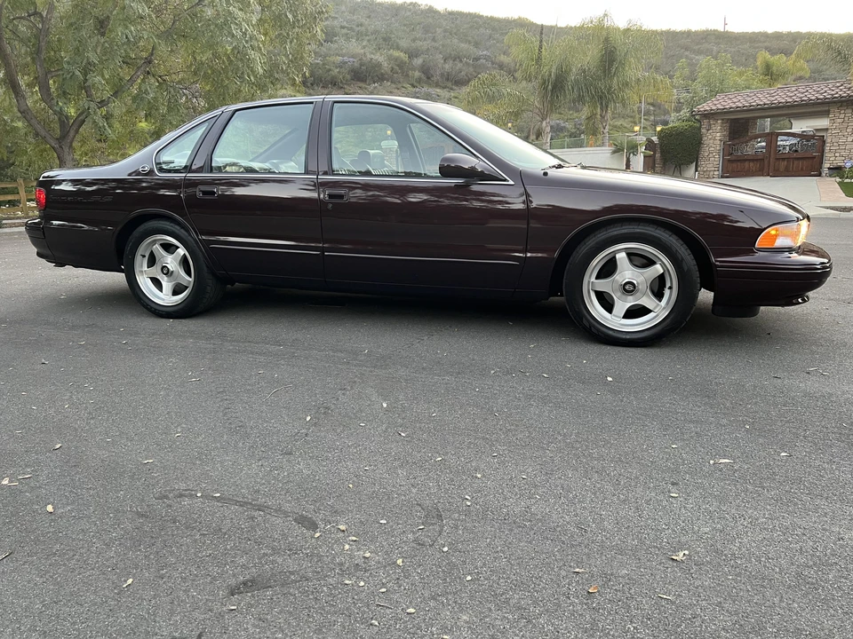 1995 Chevrolet Impala 7th Gen - Image 28 of 31