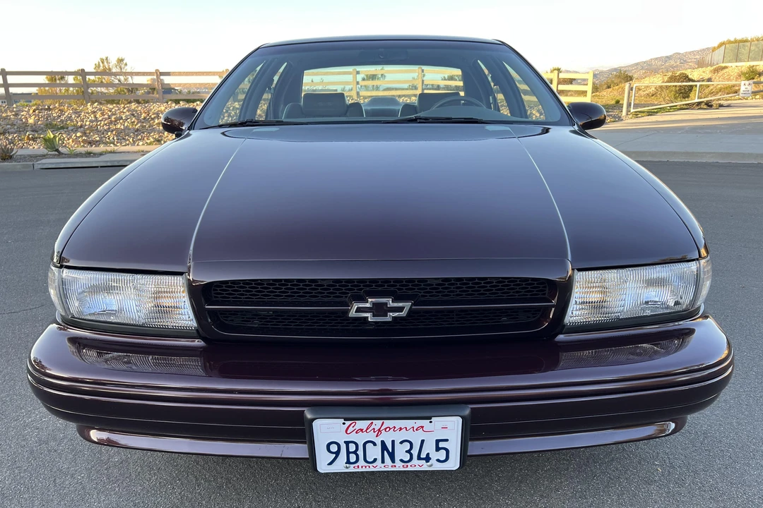 1995 Chevrolet Impala 7th Gen - Image 2 of 31