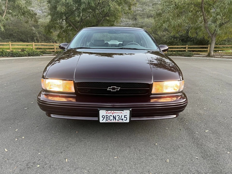 1995 Chevrolet Impala 7th Gen - Image 8 of 31
