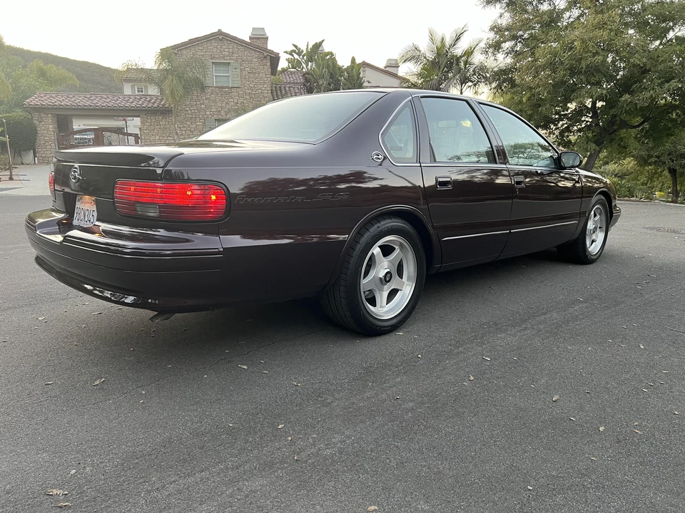 1995 Chevrolet Impala 7th Gen - Image 27 of 31
