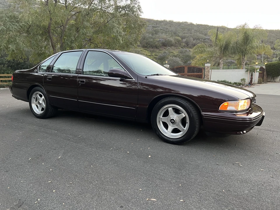 1995 Chevrolet Impala 7th Gen - Image 30 of 31
