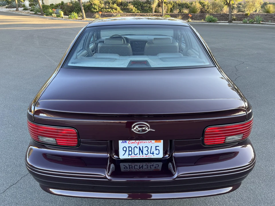 1995 Chevrolet Impala 7th Gen - Image 23 of 31