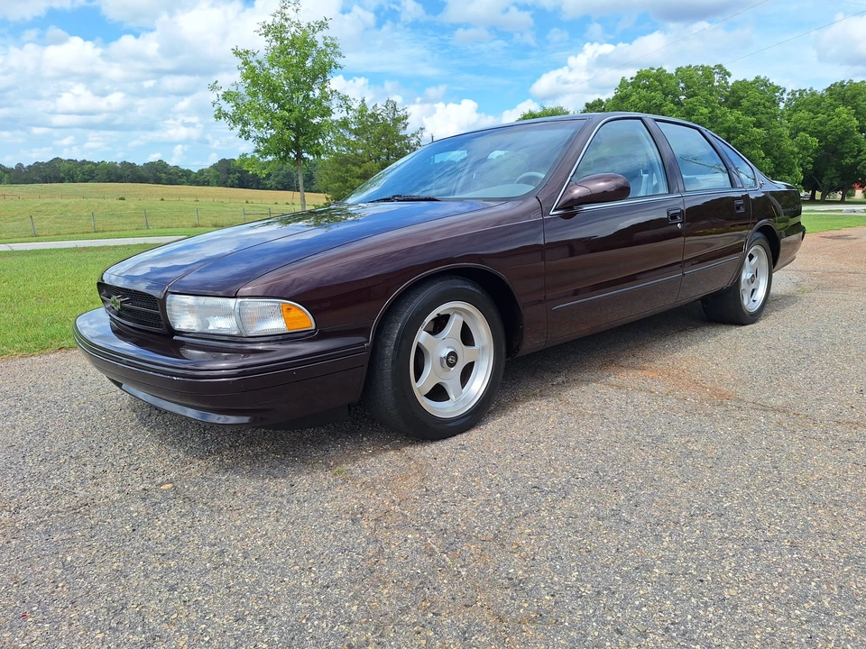 1995 Chevrolet Impala 7th Gen - Image 3 of 31