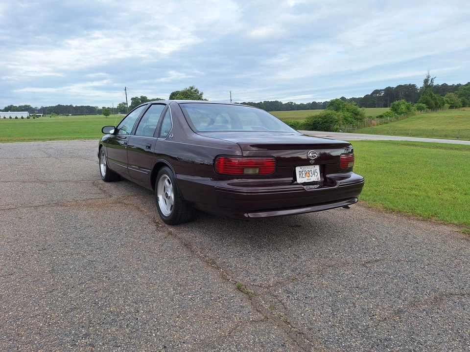 1995 Chevrolet Impala 7th Gen - Image 29 of 31