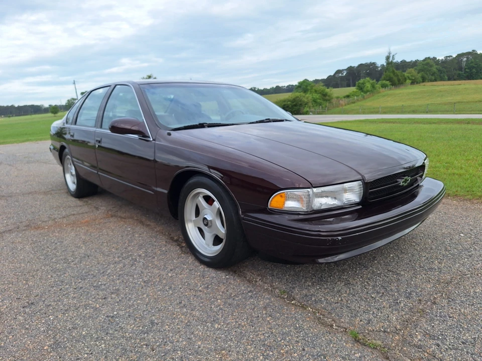 1995 Chevrolet Impala 7th Gen - Image 12 of 31
