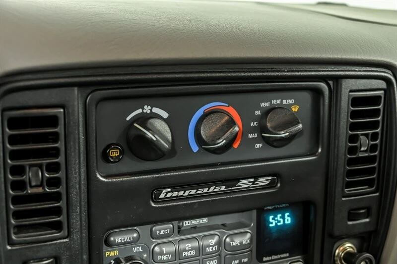 1995 Chevrolet Impala 7th Gen - Image 22 of 25