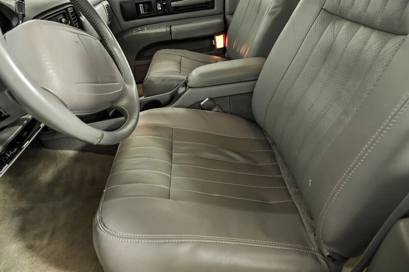 1995 Chevrolet Impala 7th Gen - Image 16 of 25
