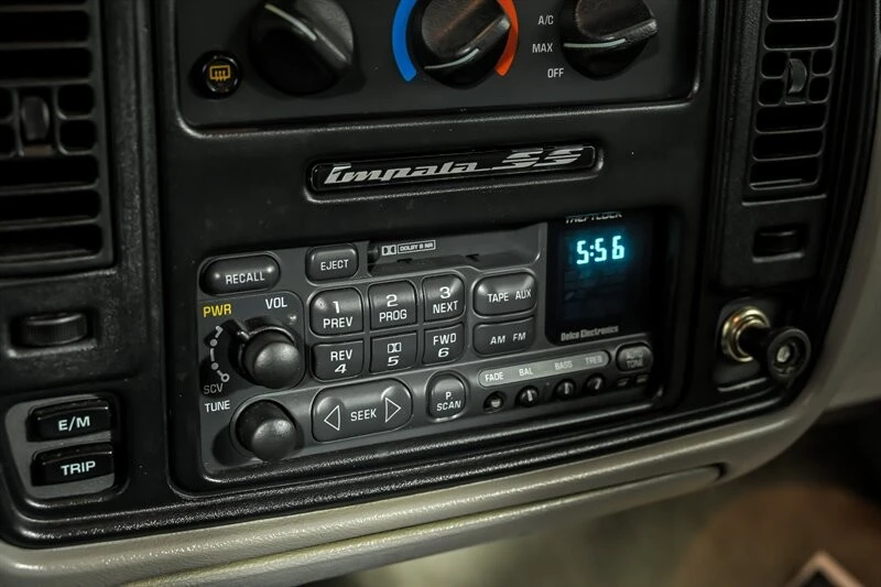 1995 Chevrolet Impala 7th Gen - Image 23 of 25