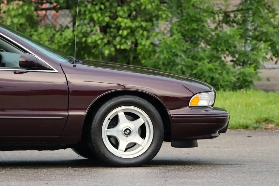 1995 Chevrolet Impala 7th Gen - Image 8 of 18