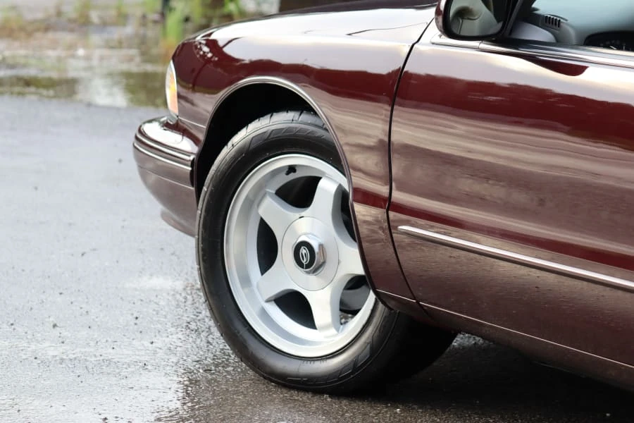 1995 Chevrolet Impala 7th Gen - Image 7 of 18