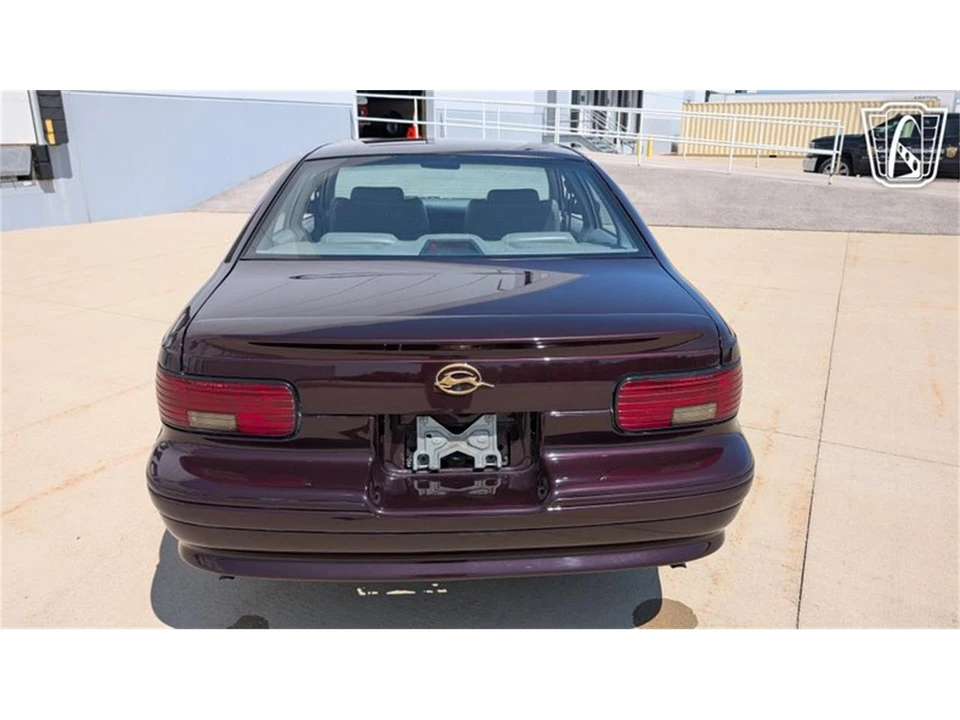 1995 Chevrolet Impala 7th Gen - Image 11 of 31