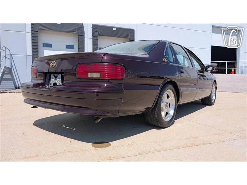 1995 Chevrolet Impala 7th Gen - Image 16 of 31