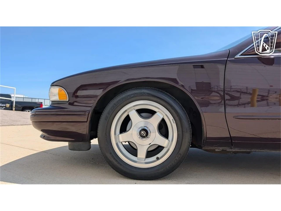 1995 Chevrolet Impala 7th Gen - Image 28 of 31