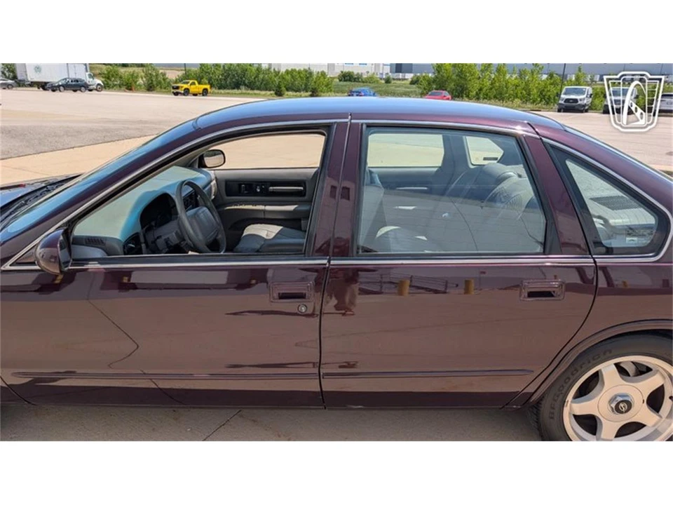 1995 Chevrolet Impala 7th Gen - Image 29 of 31