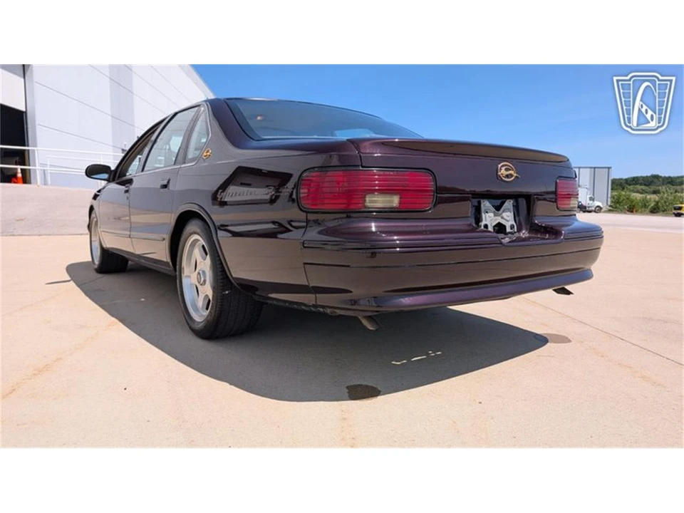 1995 Chevrolet Impala 7th Gen - Image 10 of 31