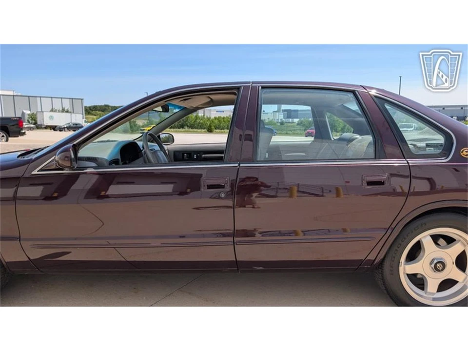 1995 Chevrolet Impala 7th Gen - Image 30 of 31