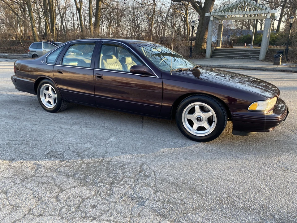 1995 Chevrolet Impala 7th Gen - Image 13 of 31