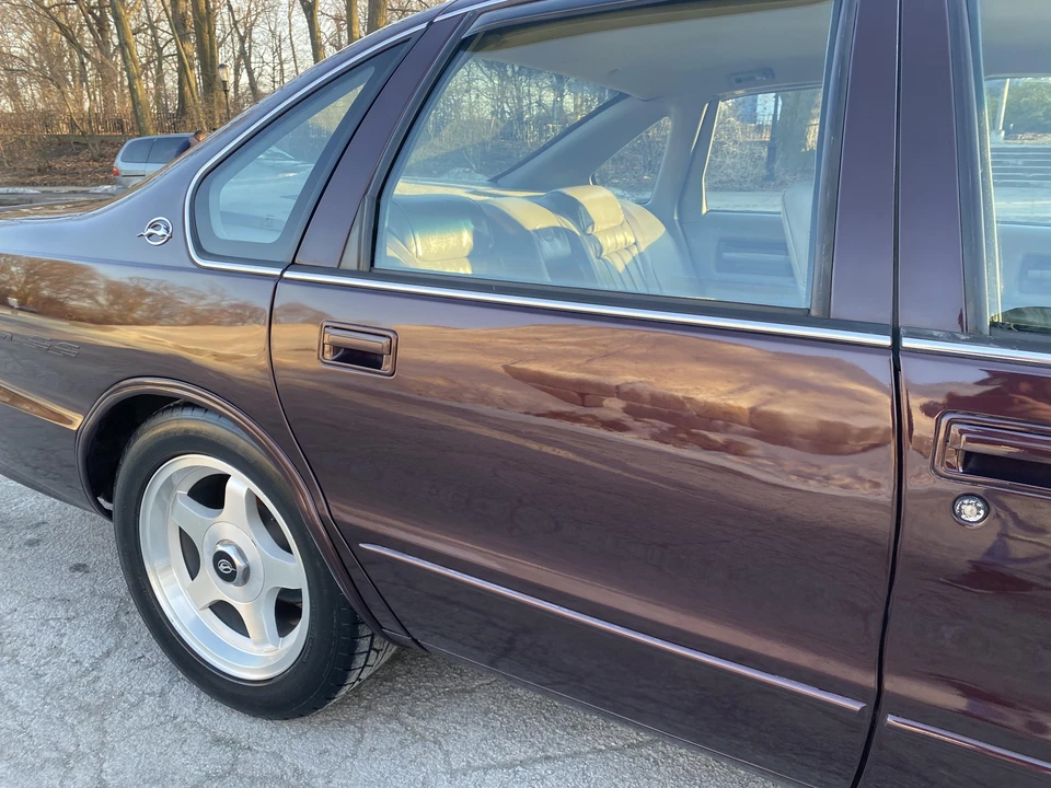 1995 Chevrolet Impala 7th Gen - Image 23 of 31