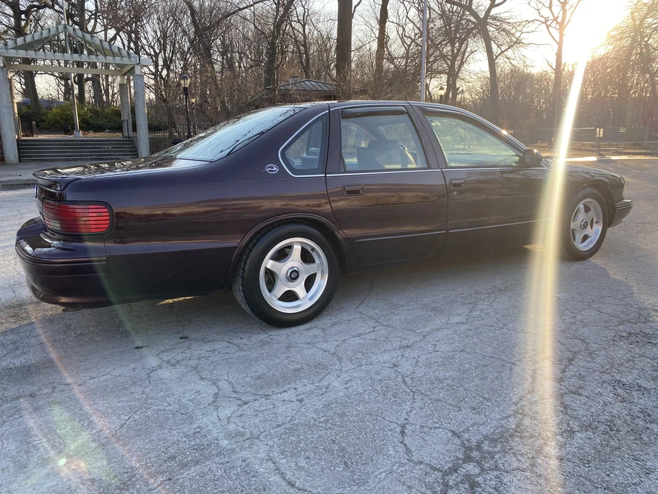 1995 Chevrolet Impala 7th Gen - Image 12 of 31