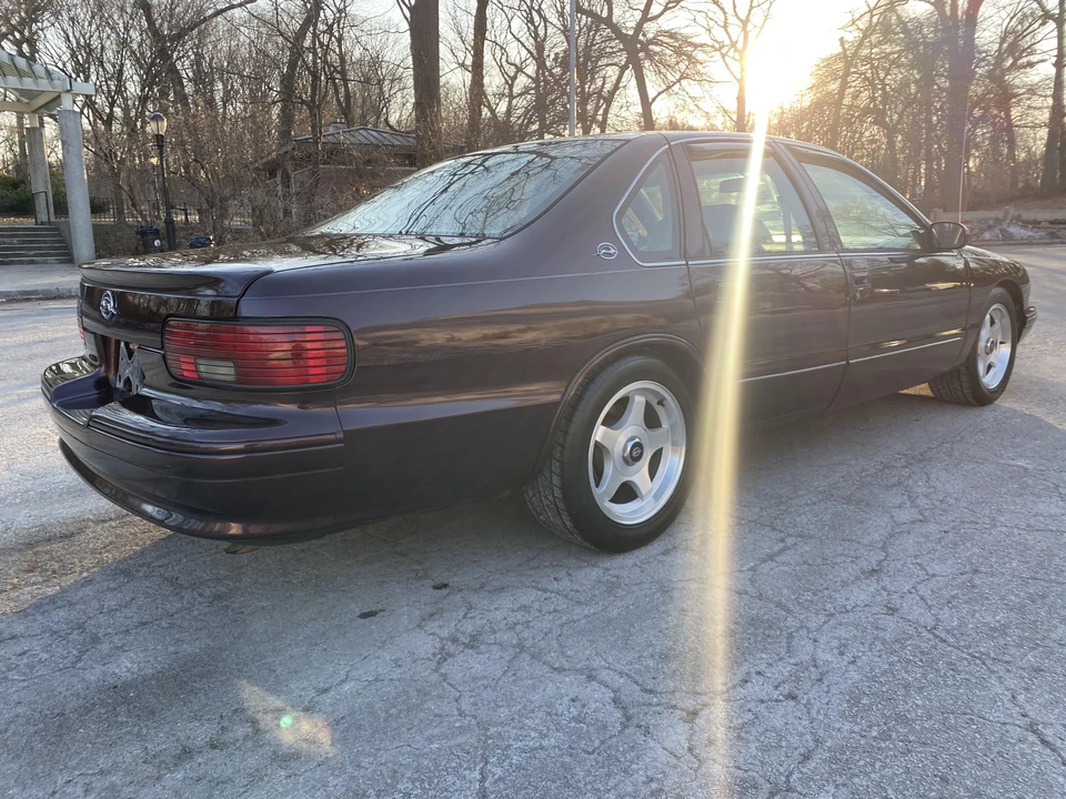 1995 Chevrolet Impala 7th Gen - Image 11 of 31