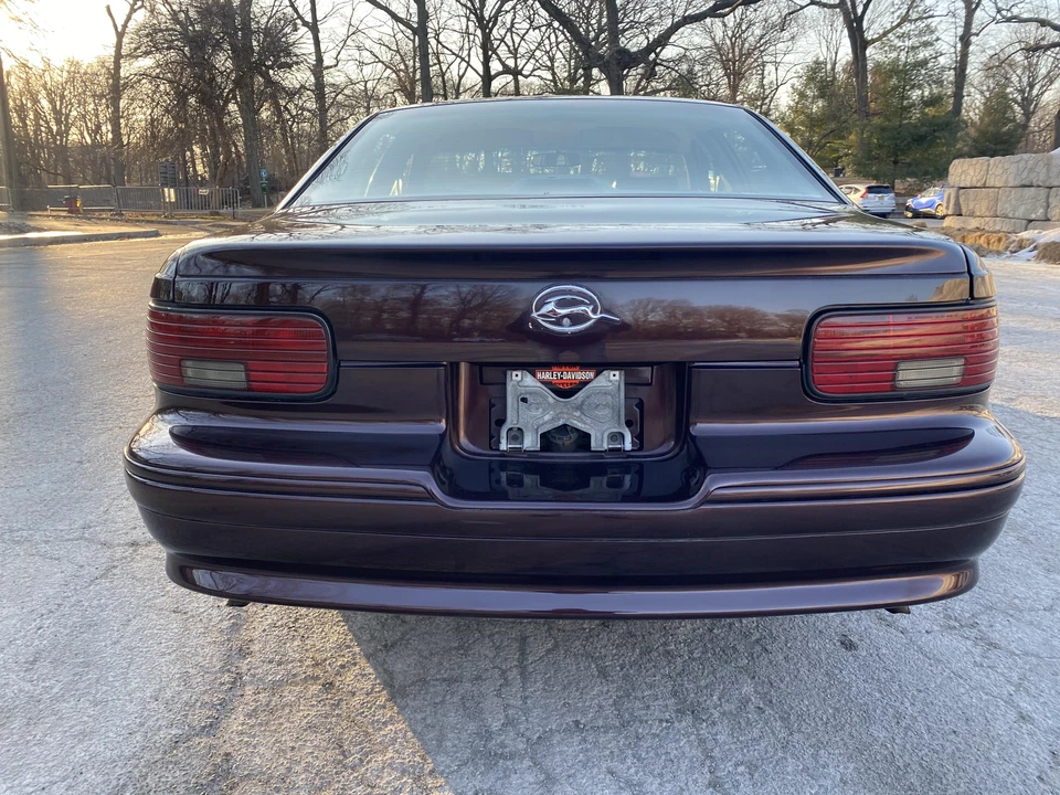 1995 Chevrolet Impala 7th Gen - Image 10 of 31