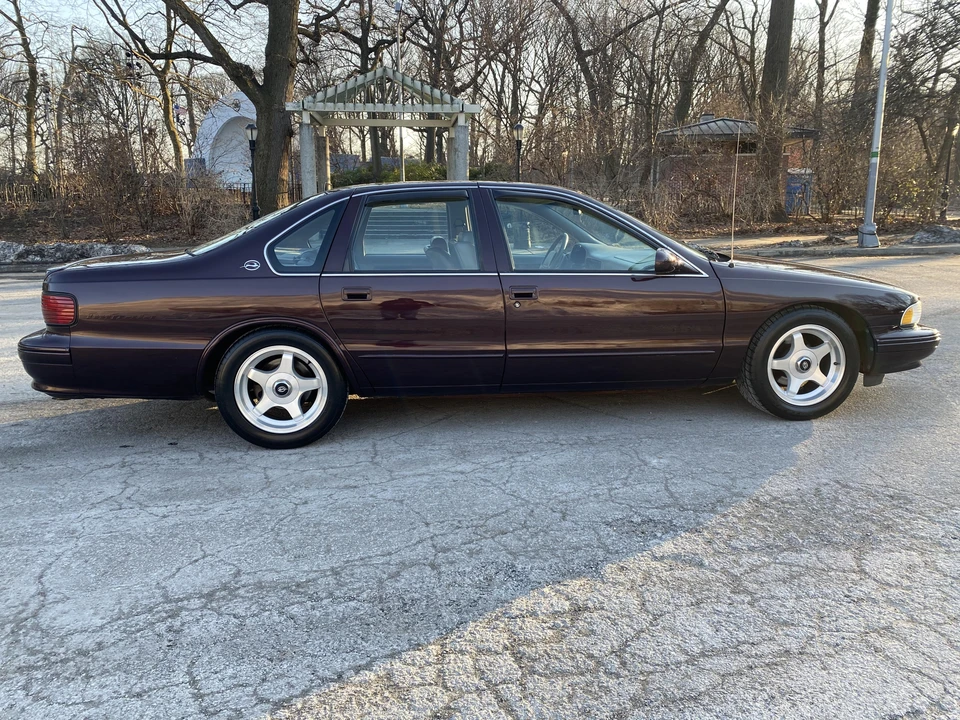 1995 Chevrolet Impala 7th Gen - Image 4 of 31