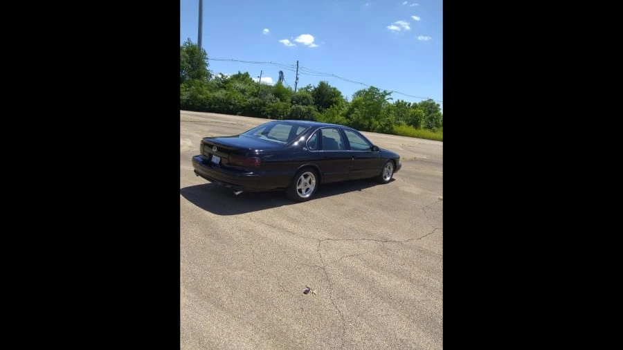1995 Chevrolet Impala 7th Gen - Image 3 of 11