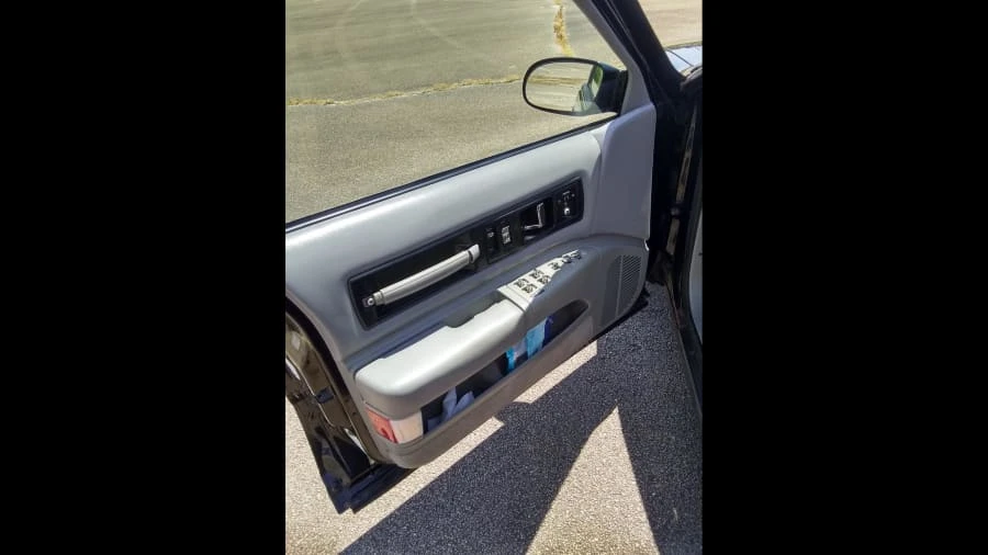 1995 Chevrolet Impala 7th Gen - Image 11 of 11